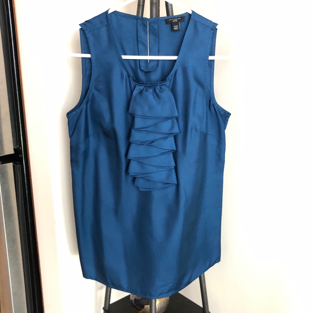 Ann Taylor 100% Silk Blouse with Ruffled Front XSP
